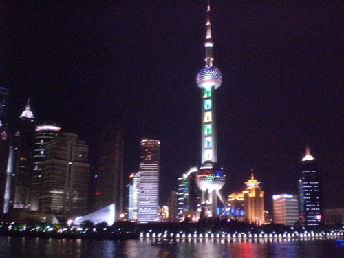 世博会民企馆媒体答谢暨宋思衡巨匠钢琴音乐会报道 