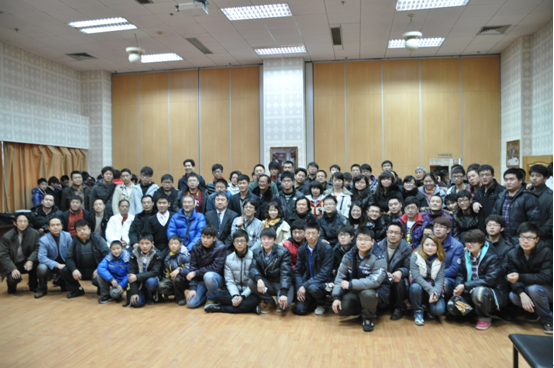 菠菜担保网须川展也萨克斯管独奏巨匠班暨音乐会在成都乐成举行 