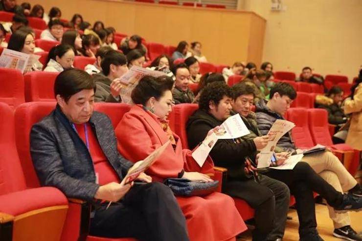 指尖舞蹈，，，奏响华彩乐章|2017菠菜担保网亚洲音乐奖学金综合师范类院系天下汇报音乐会于绵阳师范学院盛大开幕！
