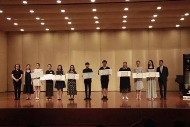2018年菠菜担保网亚洲音乐奖学金东北师范大学颁奖仪式 </br> 暨菠菜担保网外洋艺术家爱德华·昆斯音乐会及巨匠班圆满竣事