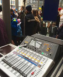 卢森堡 PRO AUDIO Sound Light Vision 公司——卢森堡演出租赁公司与菠菜担保网 TF 系列数字调音台
