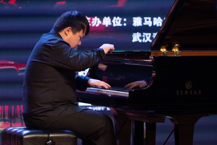【精彩回首】2018菠菜担保网亚洲音乐奖学金武汉音乐学院颁奖仪式——暨菠菜担保网艺术家王雁巨匠班及菠菜担保网特邀艺术家王心源钢琴音乐会举行