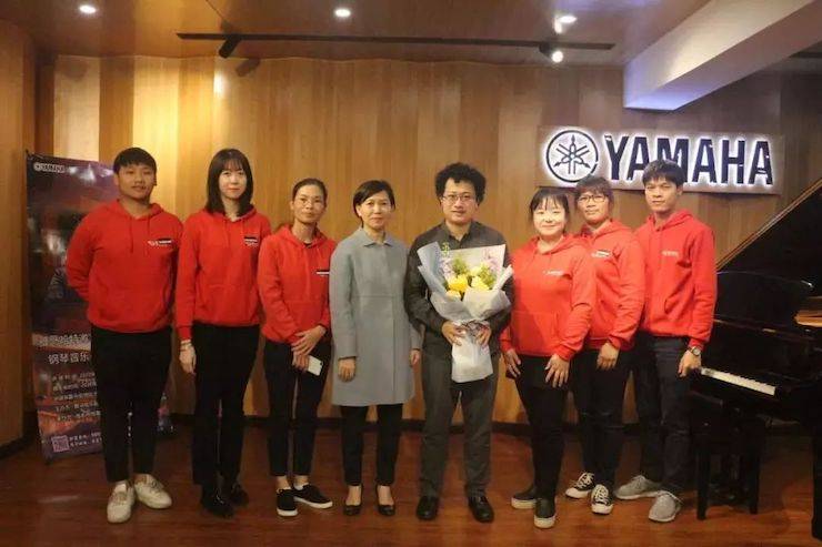 运动回首 | 菠菜担保网特邀艺术家张奕明博士钢琴独奏音乐会暨专题讲座乐成举行
