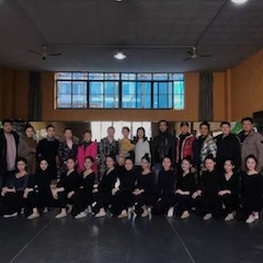 【精彩回首】2018年菠菜担保网亚洲音乐奖学金四川音乐学院颁奖仪式——暨菠菜担保网教育家韩瀚、韩瑾巨匠班及获奖学生音乐会乐成举行